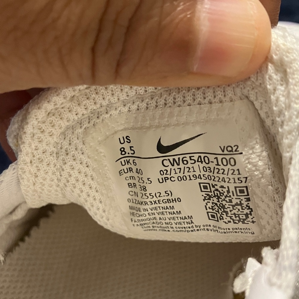 Nike White Canvas Slip-On Shoes Women's Size 8.5 - Picture 10 of 11